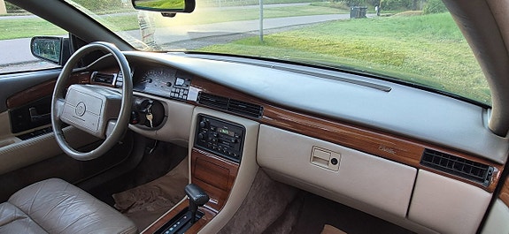 Cadillac Eldorado 3 of 7