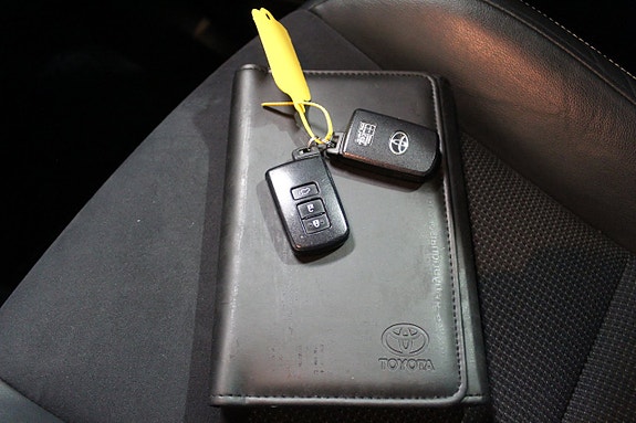 Toyota RAV4 20 of 23