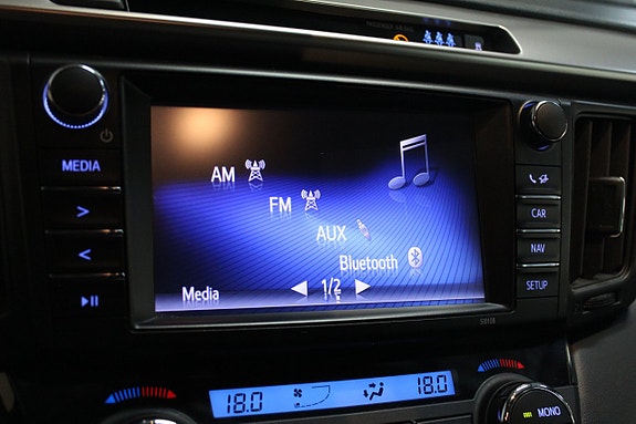 Toyota RAV4 16 of 23
