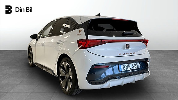 Cupra Born 3 of 10