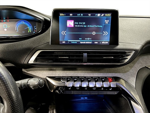 Peugeot 3008 12 of 19
