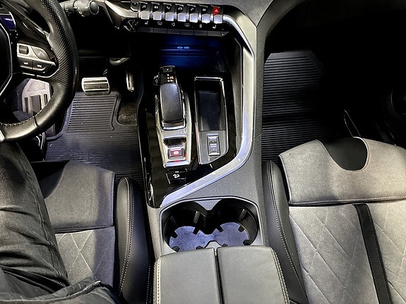 Peugeot 3008 13 of 19