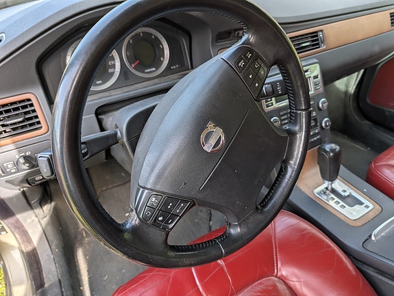 Volvo V70 5 of 8