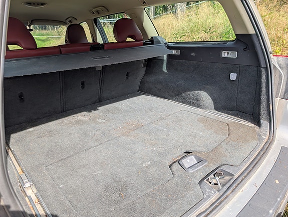 Volvo V70 8 of 8