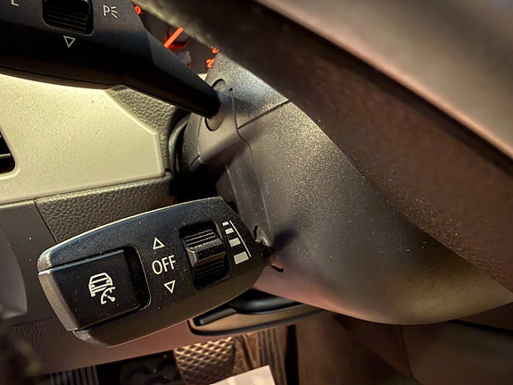 BMW 325i 13 of 18