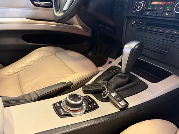 BMW 325i 9 of 18
