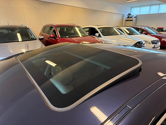 BMW 325i 16 of 18