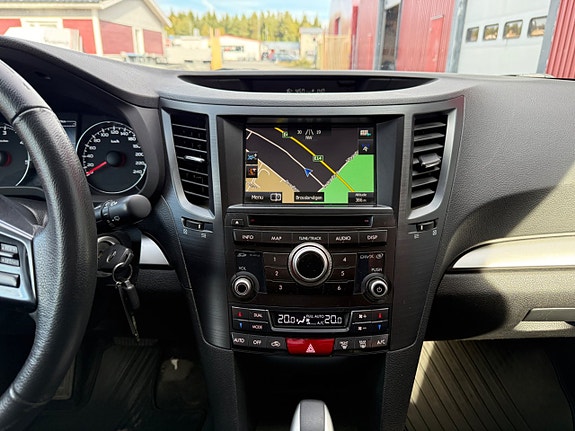 Subaru Outback 7 of 23