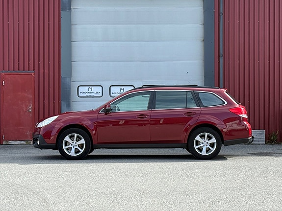 Subaru Outback 2 of 23