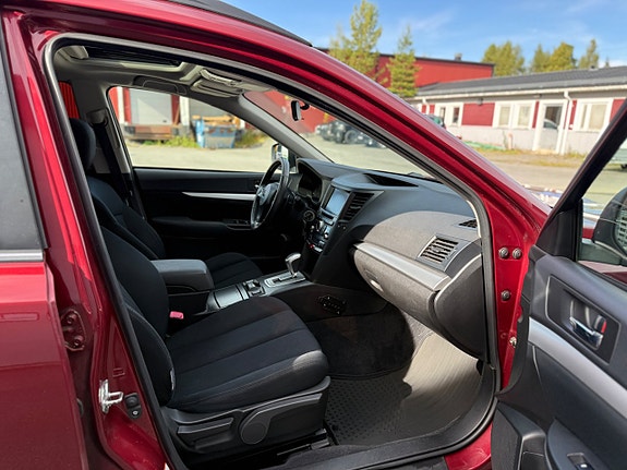 Subaru Outback 19 of 23