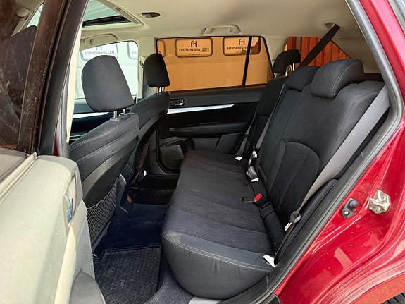 Subaru Outback 18 of 23