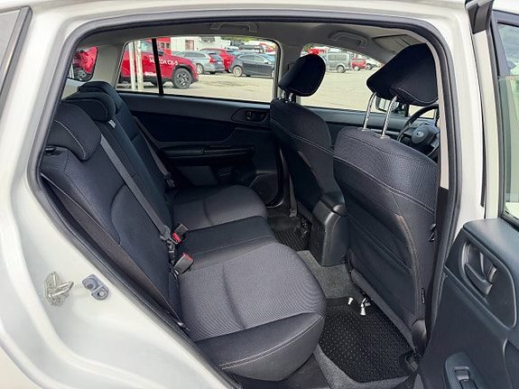Subaru XV 8 of 30