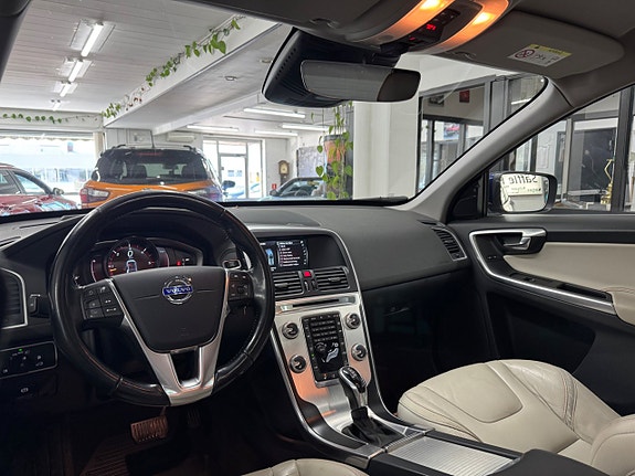 Volvo XC60 19 of 29