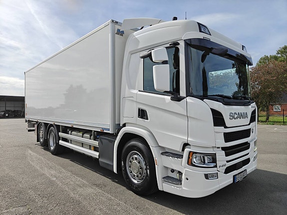 Scania P410 6x2*4 Kyl/frysbil 2 of 8