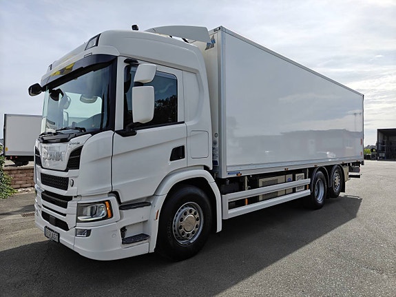 Scania P410 6x2*4 Kyl/frysbil