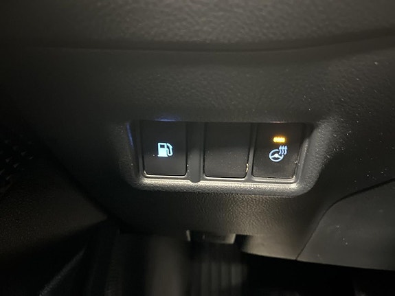 Toyota C-HR 22 of 24