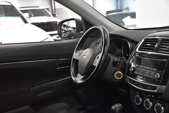 Mitsubishi ASX 8 of 14
