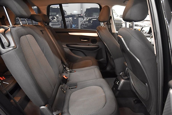 BMW 220d 13 of 19
