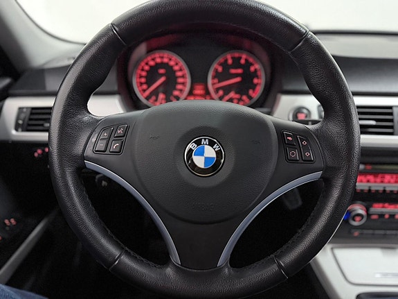 BMW 318i 14 of 20