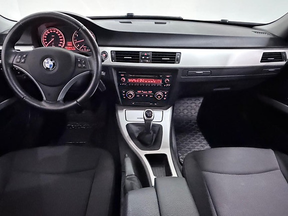 BMW 318i 13 of 20