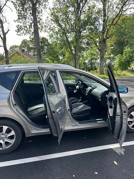 Kia Ceed 4 of 14