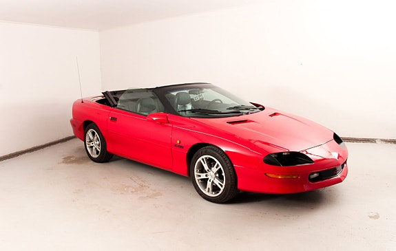 Chevrolet Camaro 2 of 19