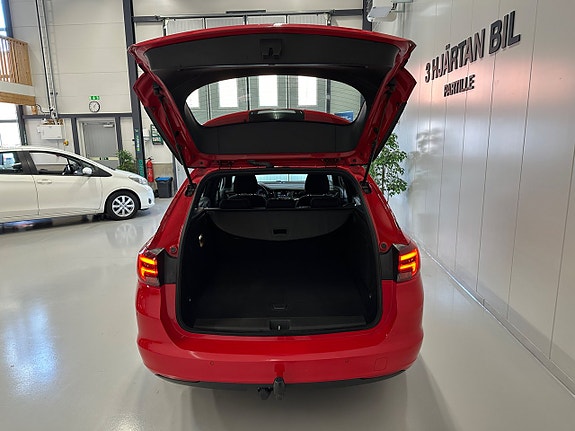 Opel Astra 29 of 30