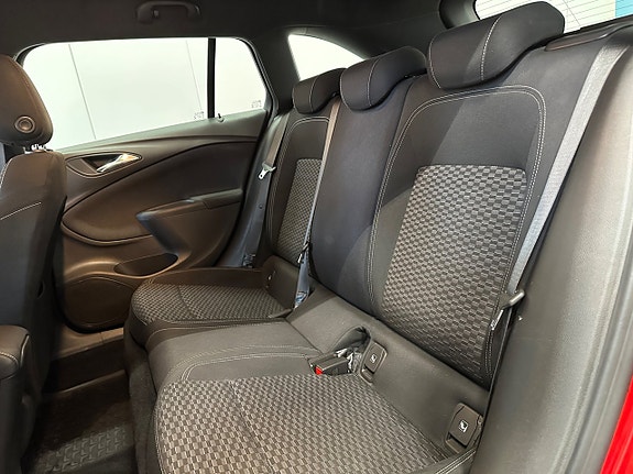 Opel Astra 27 of 30