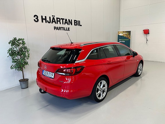 Opel Astra 6 of 30