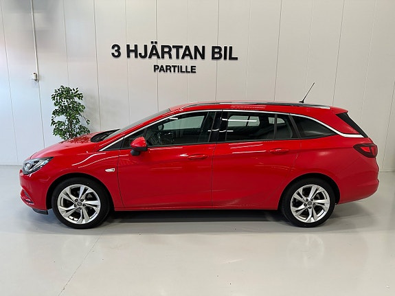Opel Astra 2 of 30