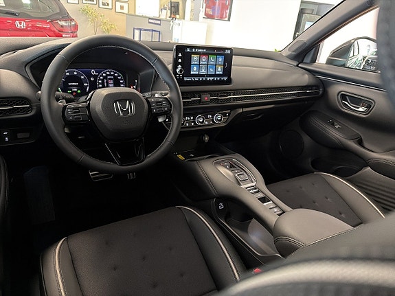 Honda ZR-V 13 of 18