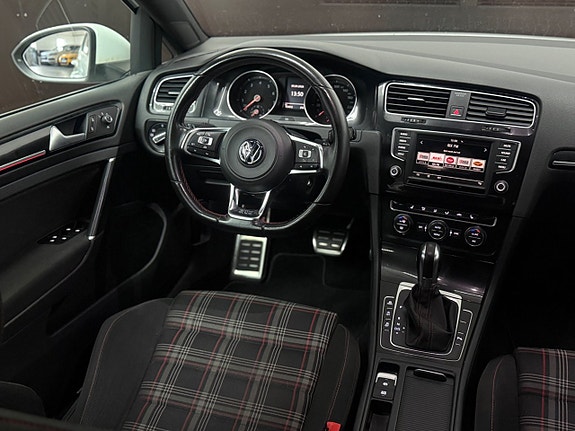 Volkswagen Golf I 8 of 19