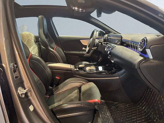 Mercedes-Benz A35 10 of 26