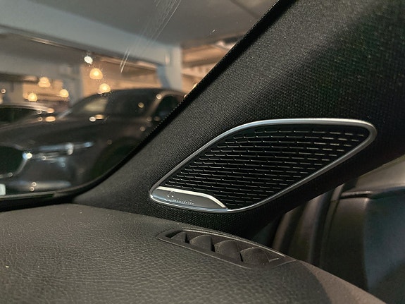 Mercedes-Benz A35 21 of 26