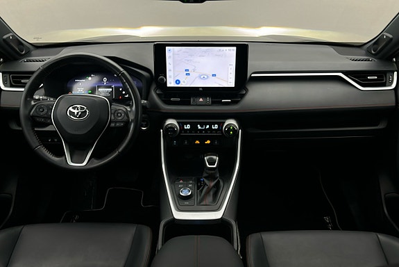 Toyota RAV4 3 of 3