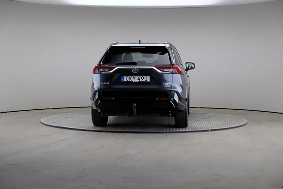 Toyota RAV4 2 of 3