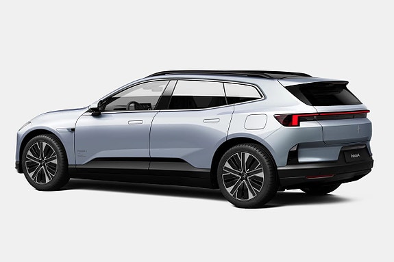 Polestar 4 4 of 20