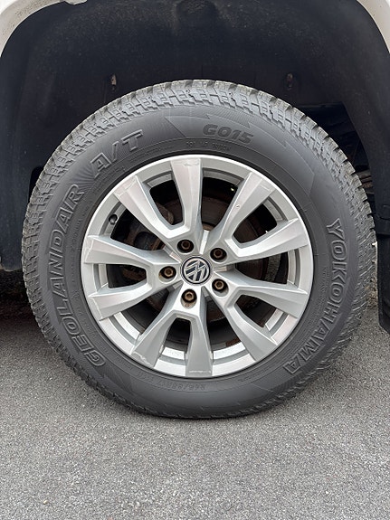 Volkswagen Amarok 13 of 22