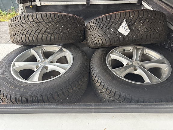 Volkswagen Amarok 19 of 22