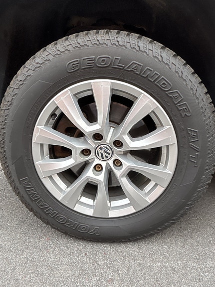 Volkswagen Amarok 12 of 22
