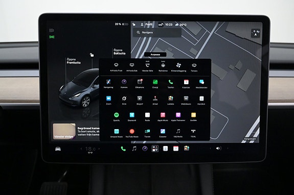 Tesla Model Y 19 of 27
