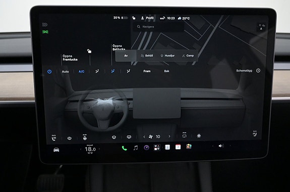 Tesla Model Y 15 of 27