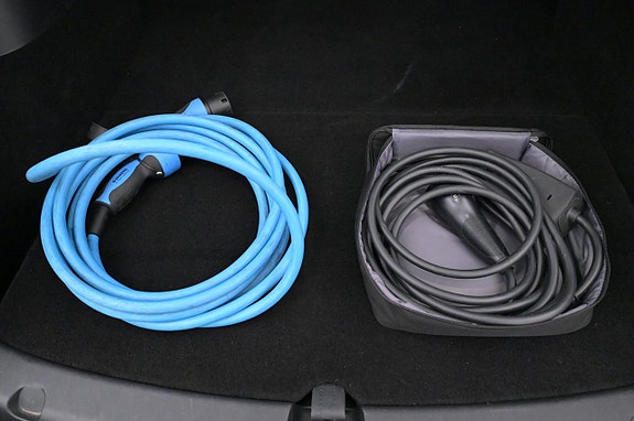 Tesla Model Y 25 of 27
