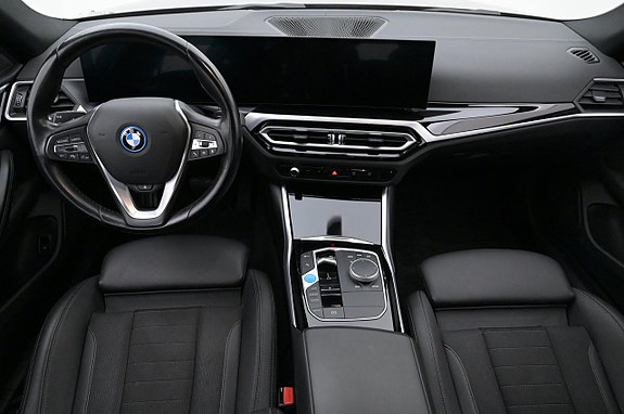 BMW i4 6 of 27