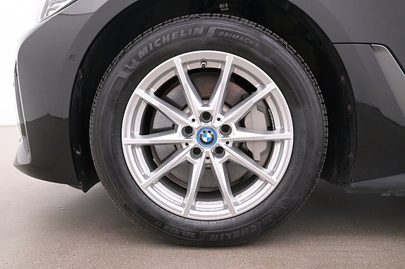 BMW i4 27 of 27