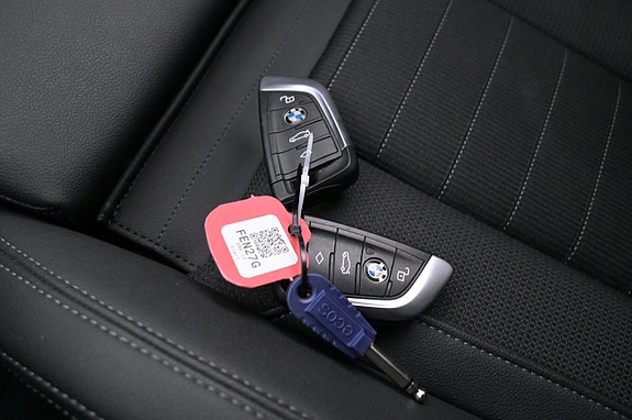 BMW i4 19 of 27