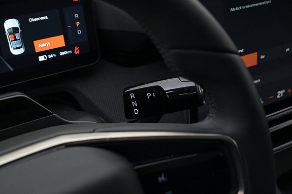 Polestar 4 8 of 27