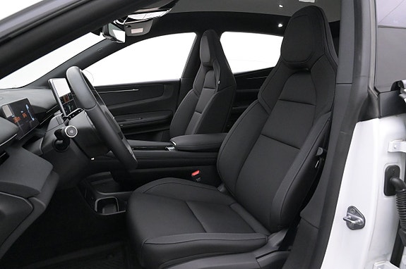 Polestar 4 10 of 27