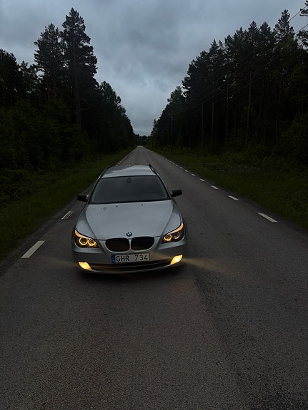BMW 525i 6 of 13