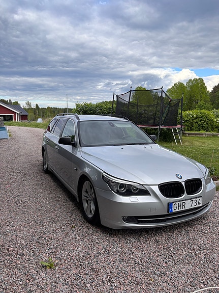 BMW 525i 3 of 13